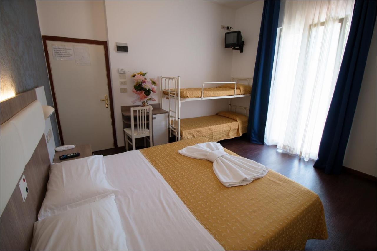 מיסאנו אדריאטיקו Hotel Belfiore מראה חיצוני תמונה