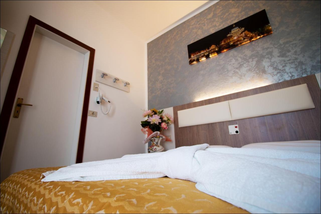 מיסאנו אדריאטיקו Hotel Belfiore מראה חיצוני תמונה