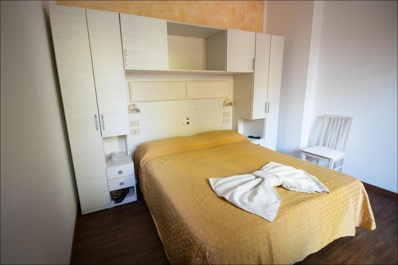 מיסאנו אדריאטיקו Hotel Belfiore מראה חיצוני תמונה